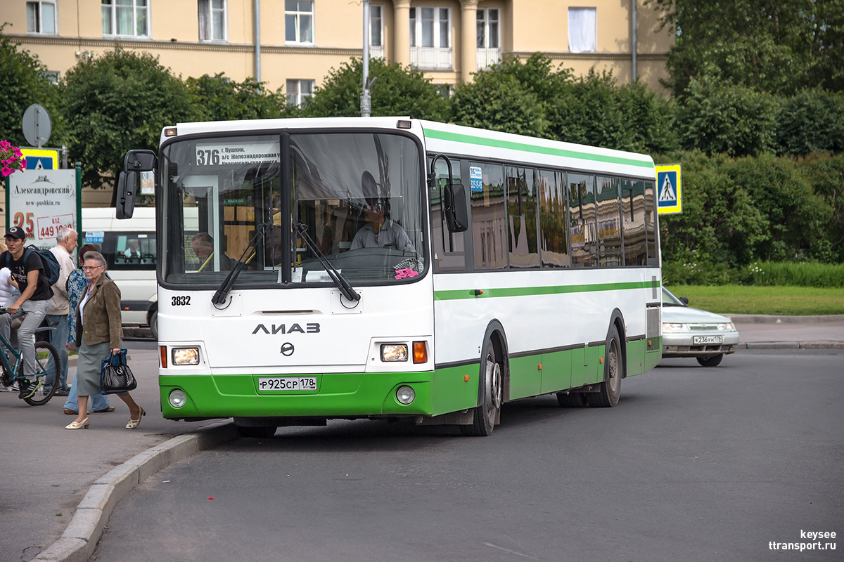Автобусы пушкин спб маршруты. Автобус Пушкин. Автобус 381. Маршрут 381 автобуса. Автобус 376.