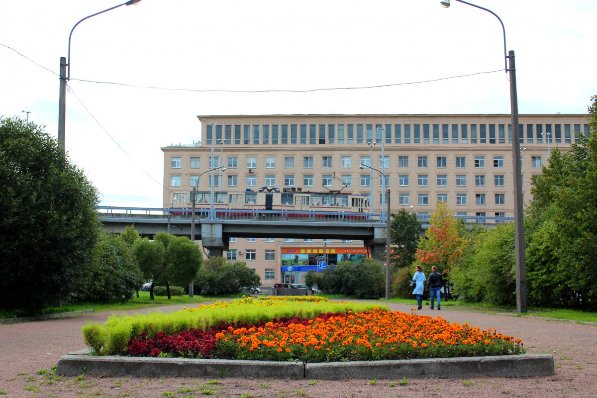 Санкт-Петербург. Трамвайная эстакада Володарского моста