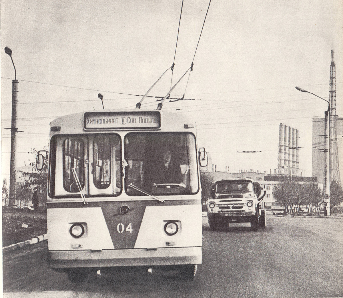 1 троллейбус гродно. Троллейбусное управление Гродно. Троллейбус в городе Гродно. Старый троллейбус. Троллейбус 80х годов.