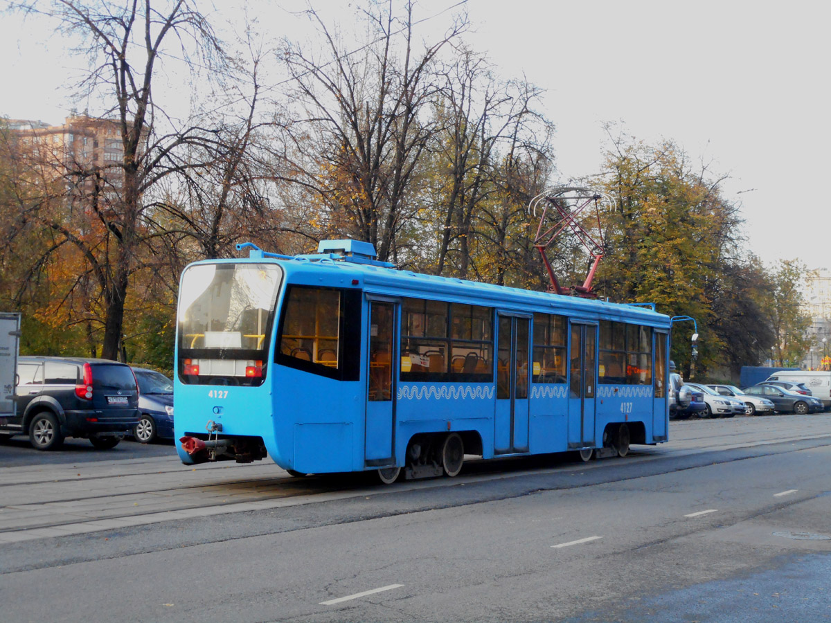 Транспорт в 10 раз. Трамвай КТМ 619 модель. Трамвайный вагон 71-619к. Модель трамвая КТМ 71 619 модель. Транспорт модель 71- 619 КТМ.