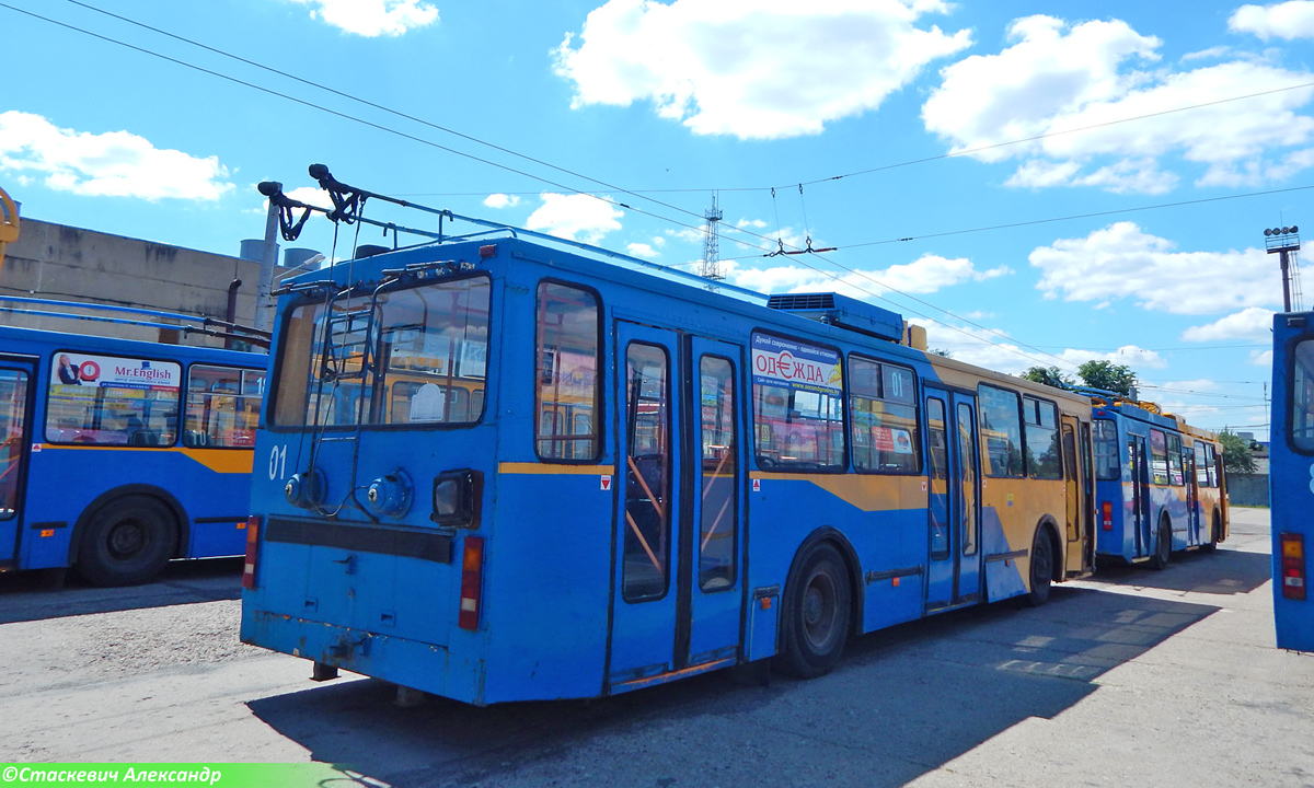 1 троллейбус гродно. Троллейбусы Гродно. Гродненский троллейбус 80. АКСМ-321 троллейбус 3д модель. Гродно троллейбус фото.