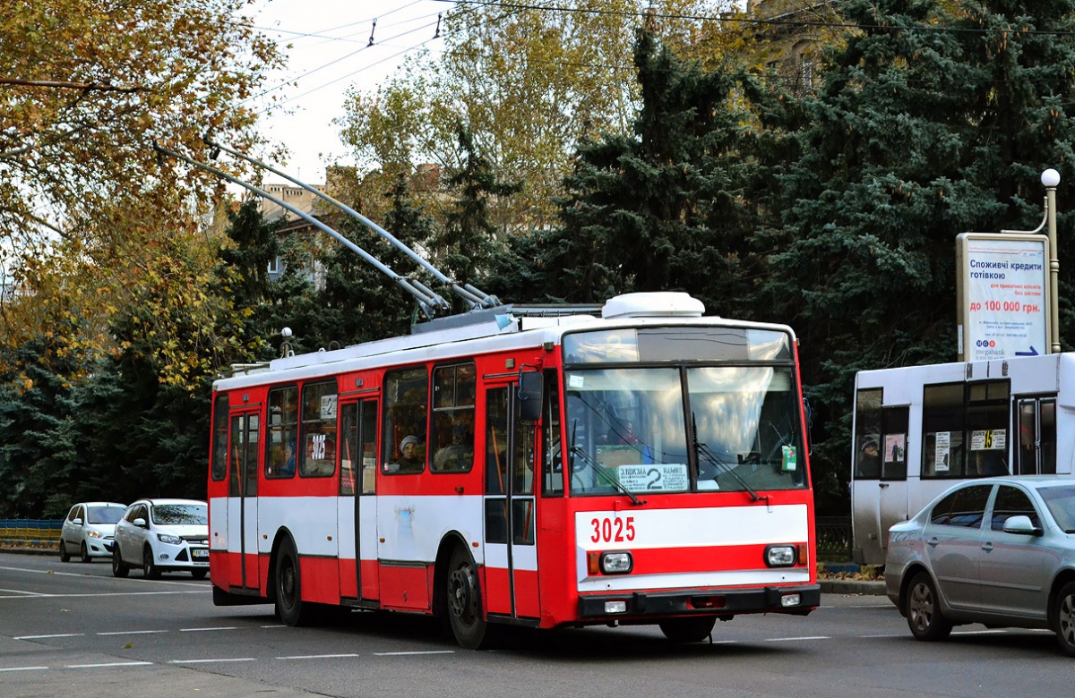 Николаев. Škoda 14TrR №3025
