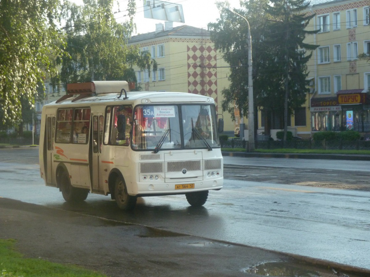 Новокузнецк. ПАЗ-32054 ас564