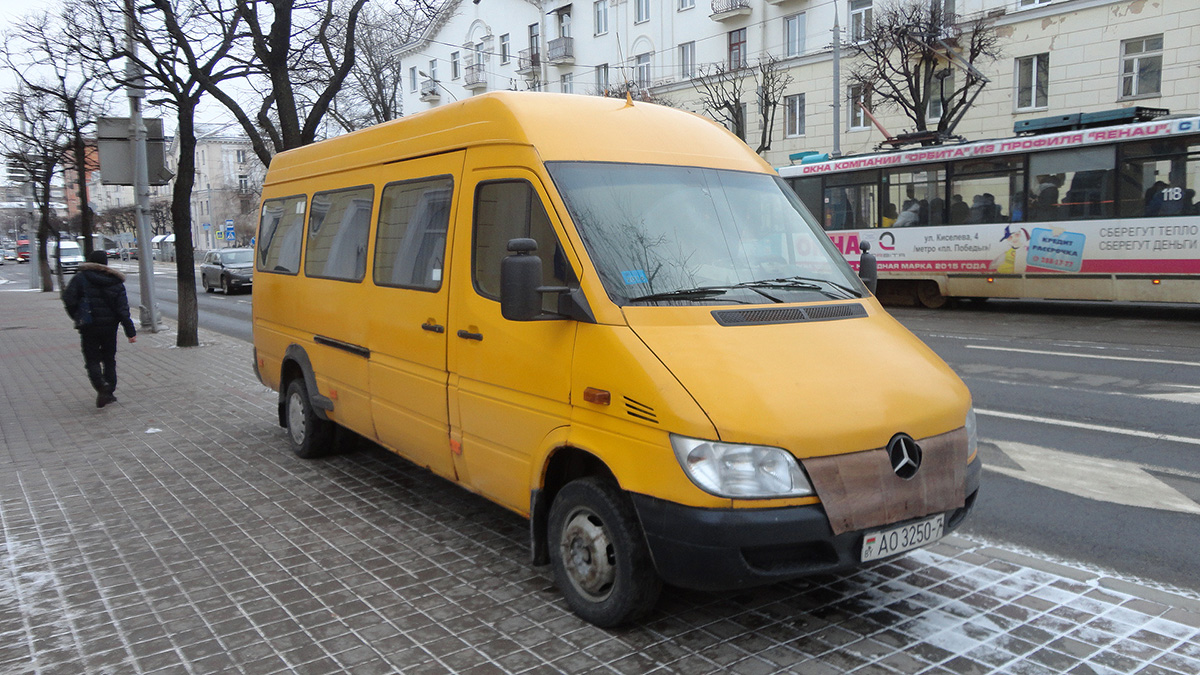 Минск. Mercedes-Benz Sprinter 411CDI AO3250-7