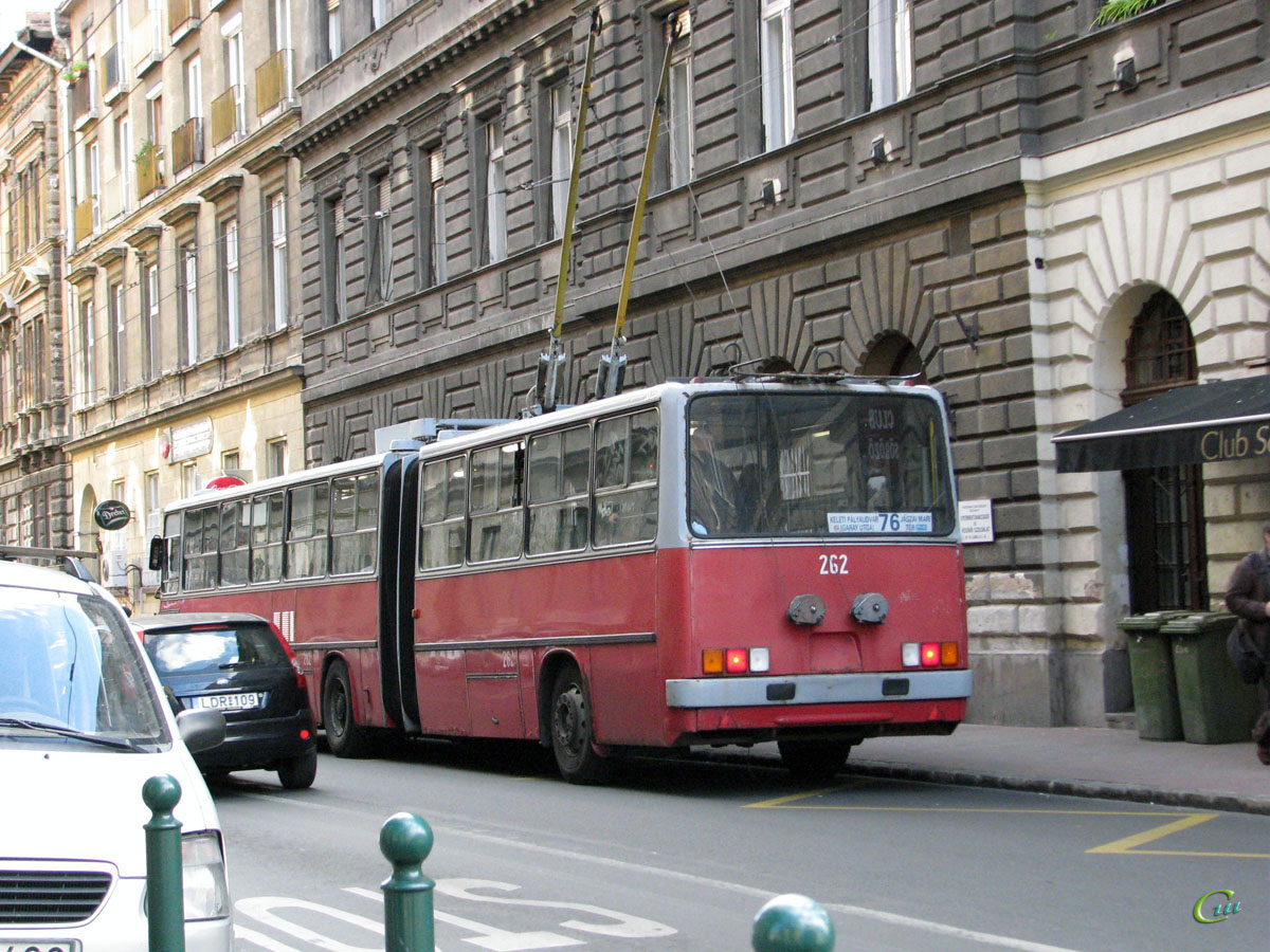 Будапешт. Ikarus 280.94 №262