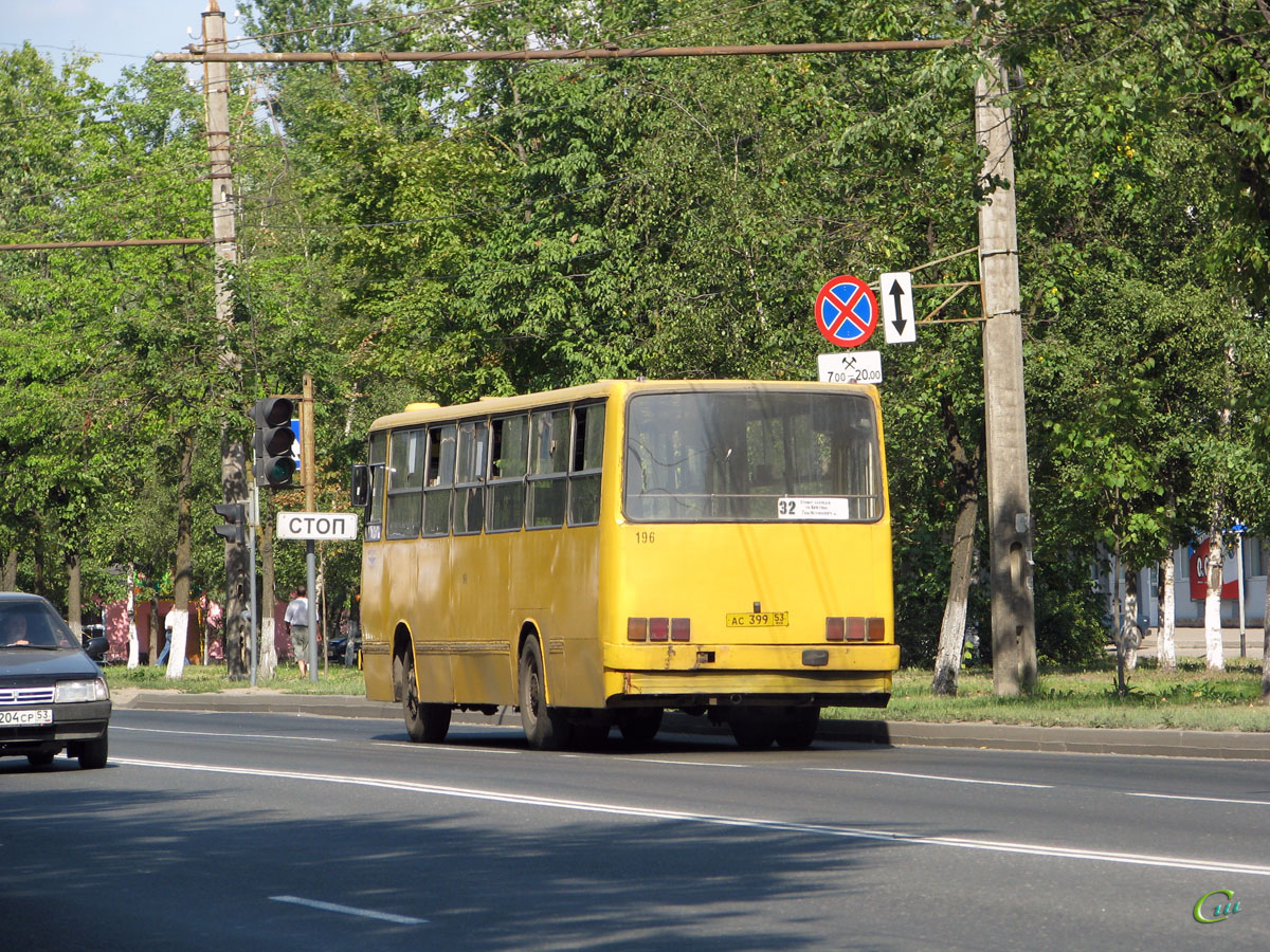 Великий Новгород. Ikarus 260.50 ас399