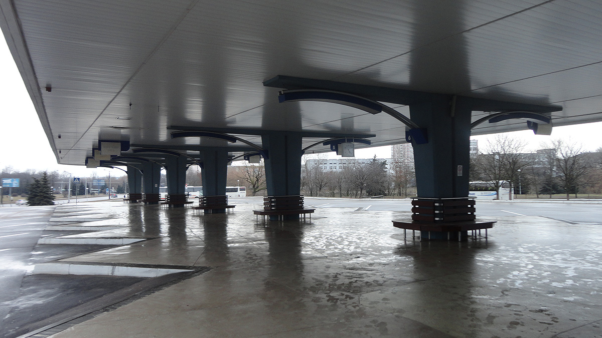Минск. Автовокзал Восточный, левый перрон, вид от центрального здания