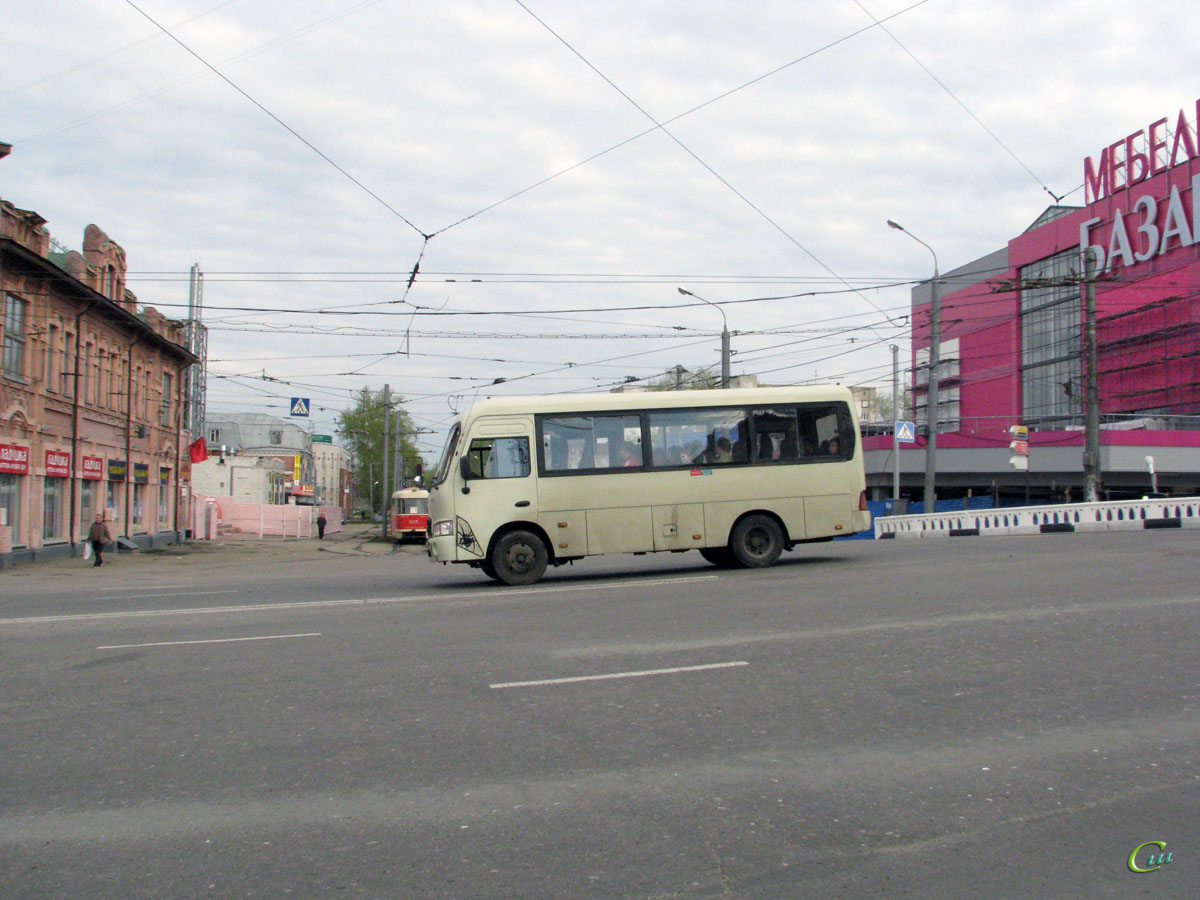 Нижний Новгород. Hyundai County SWB в122хе