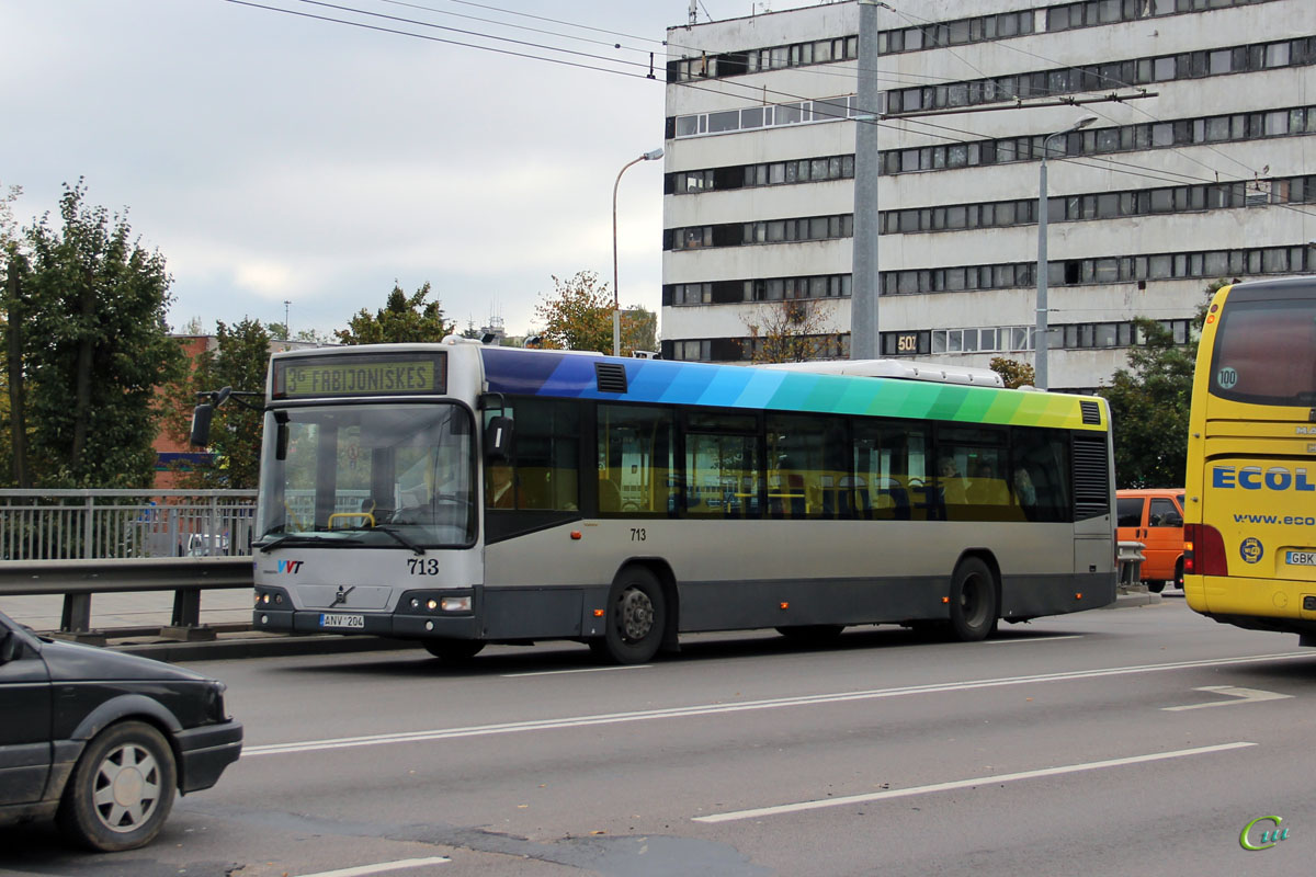Вильнюс. Volvo 7700 ANV 204
