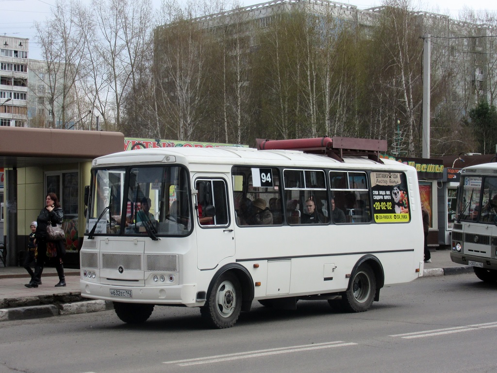 Новокузнецк. ПАЗ-32054 н632ес