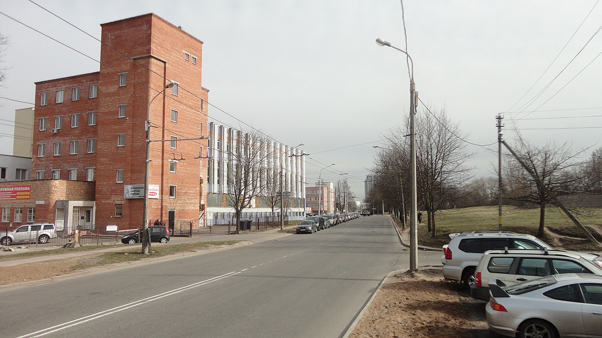 Минск. Служебная линия в окрестностях 4 троллейбусного парка, вид в сторону парка