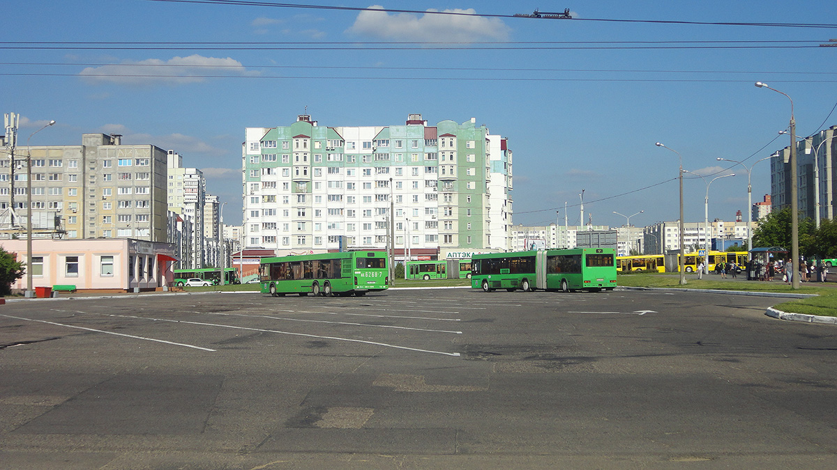 Минск. Общий вид на автобусную часть диспетчерской станции Кунцевщина