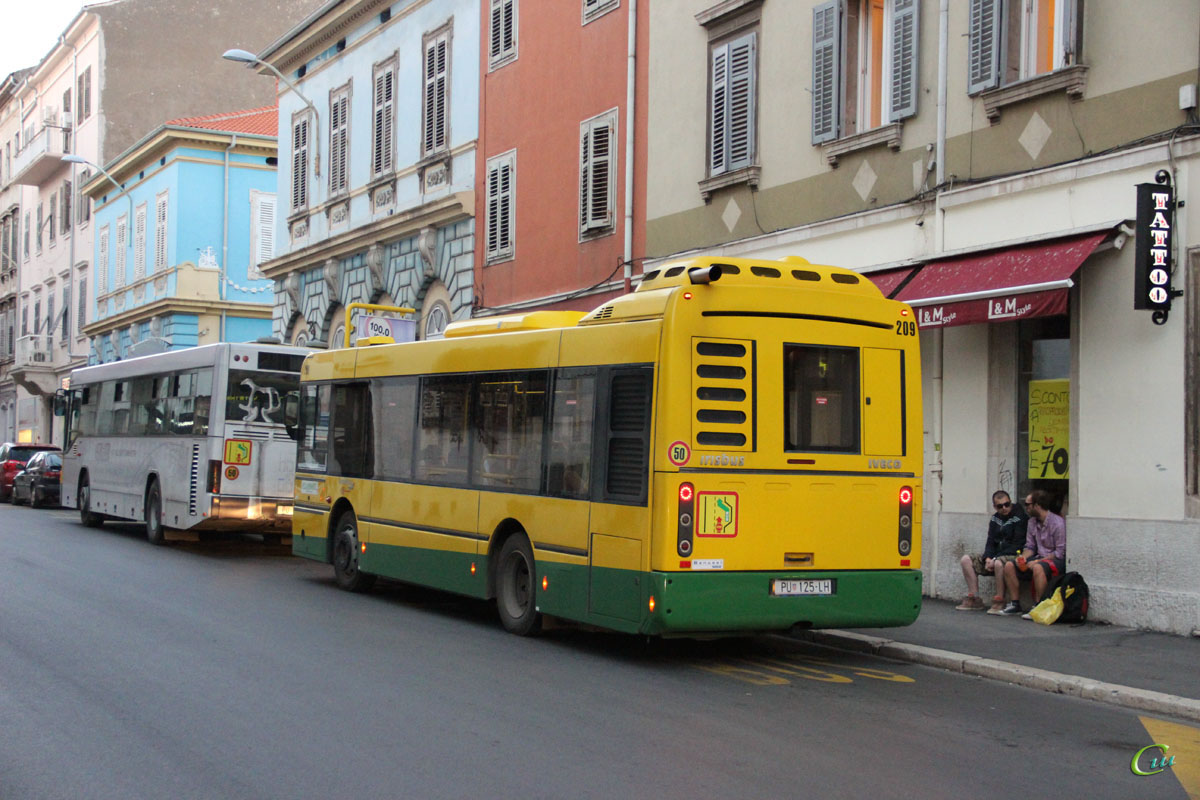 Пула. Irisbus EuroPolis PU 125-LH