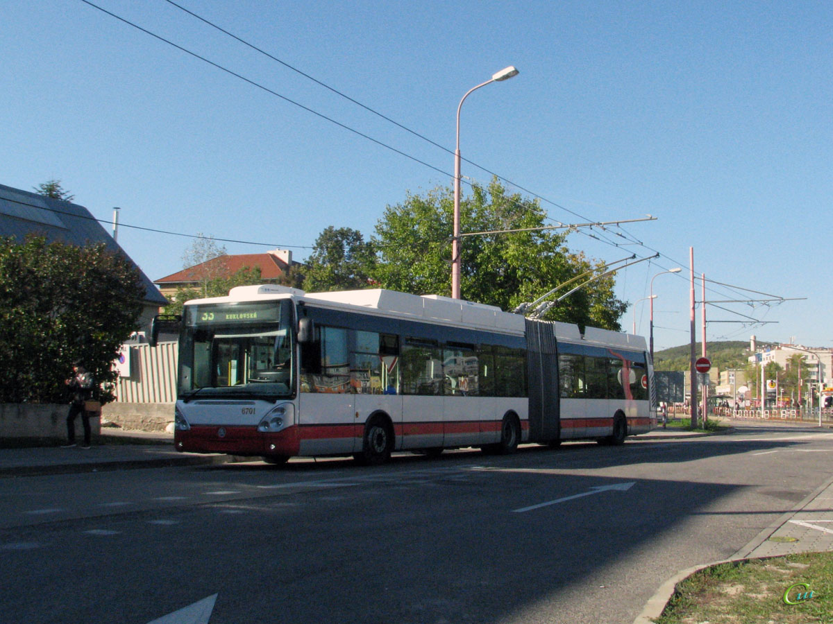Братислава. Škoda 25Tr Irisbus №6701