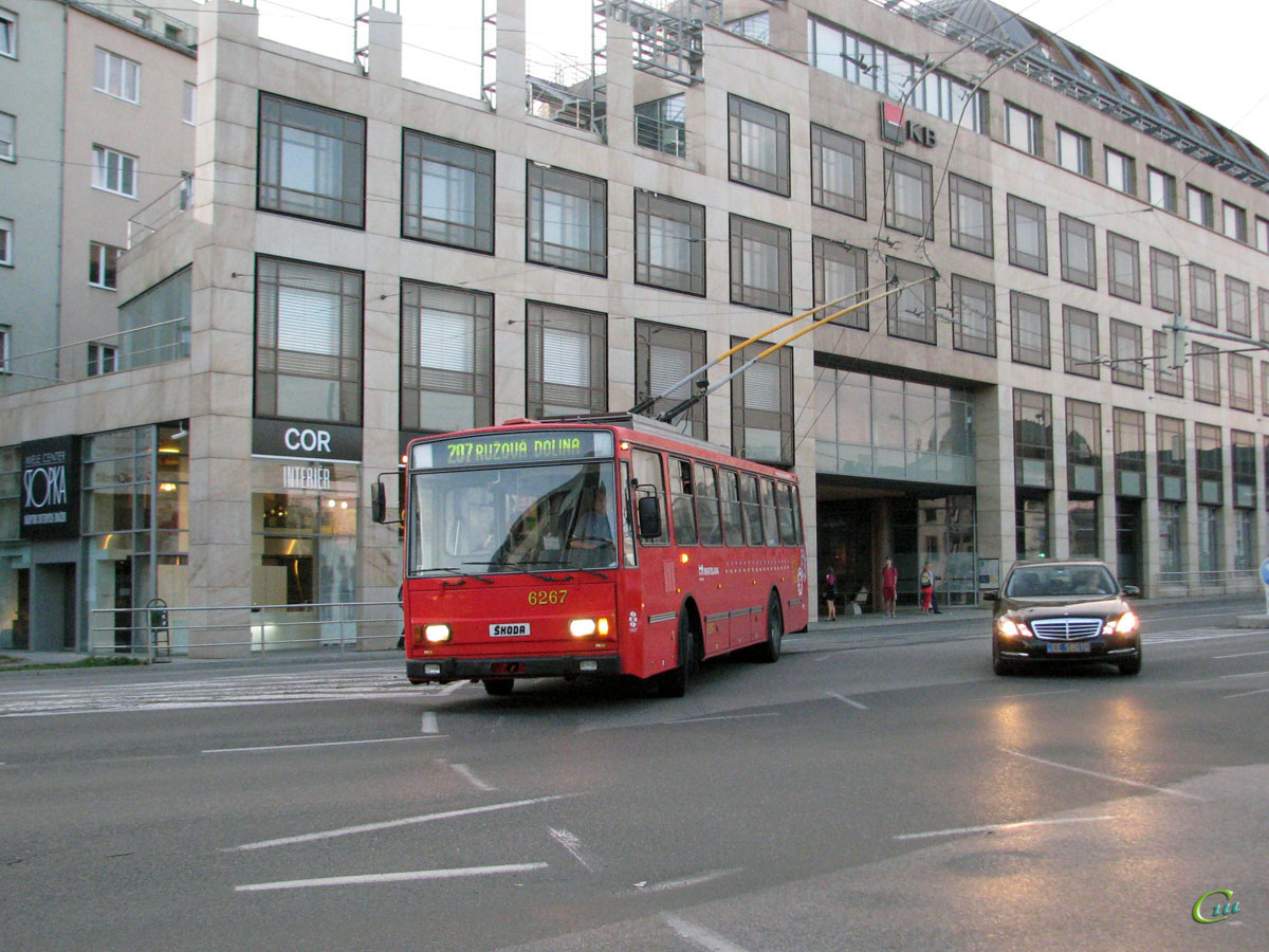 Братислава. Škoda 14Tr17/6M №6267