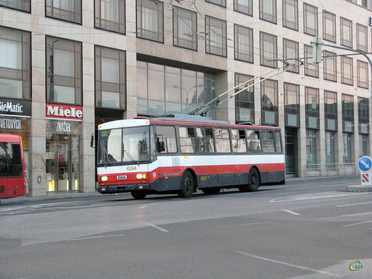 Братислава. Škoda 14Tr10/6 №6294