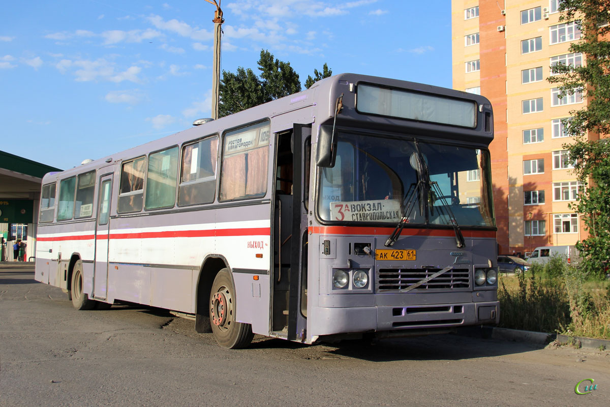 Батайск. Säffle (Volvo B10M-65) ак423