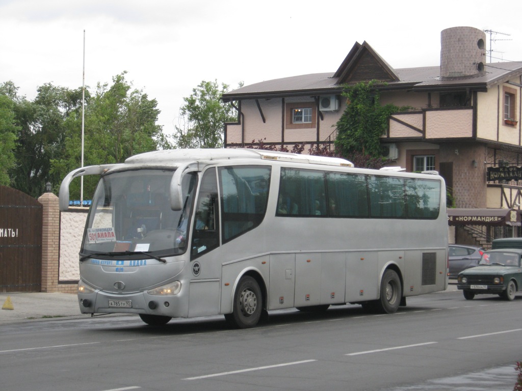 Майкоп анапа автобус. Mudan md6122gdu. Мудан MD 6122. Автобус 501 Краснодар Анапа. Автобус Mudan.