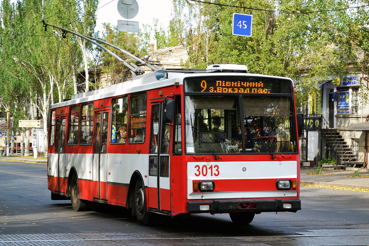 Троллейбус шкода. Троллейбус Skoda-14tr в Москве. Троллейбус Шкода 14тр Гянджа. Škoda 35tr троллейбус. Троллейбуса Skoda 14.