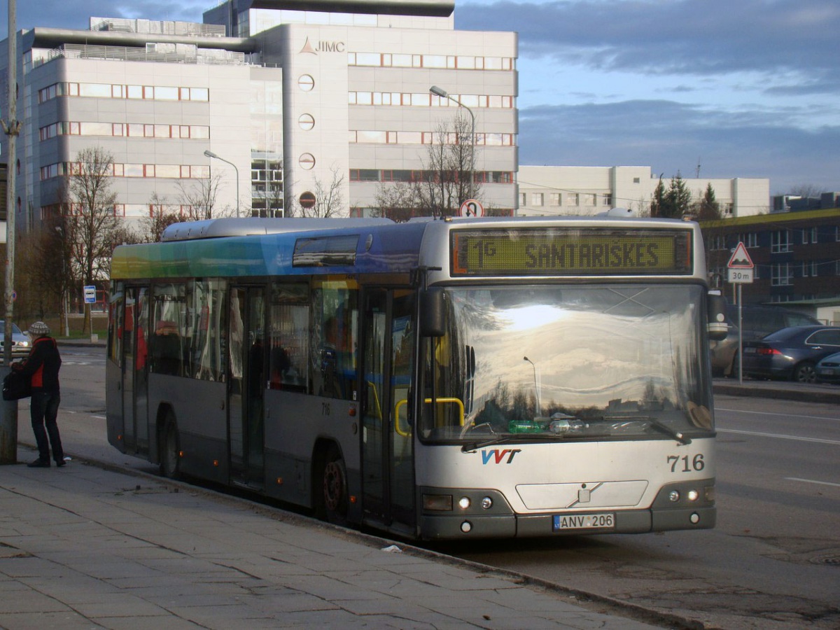 Вильнюс. Volvo 7700 ANV 206