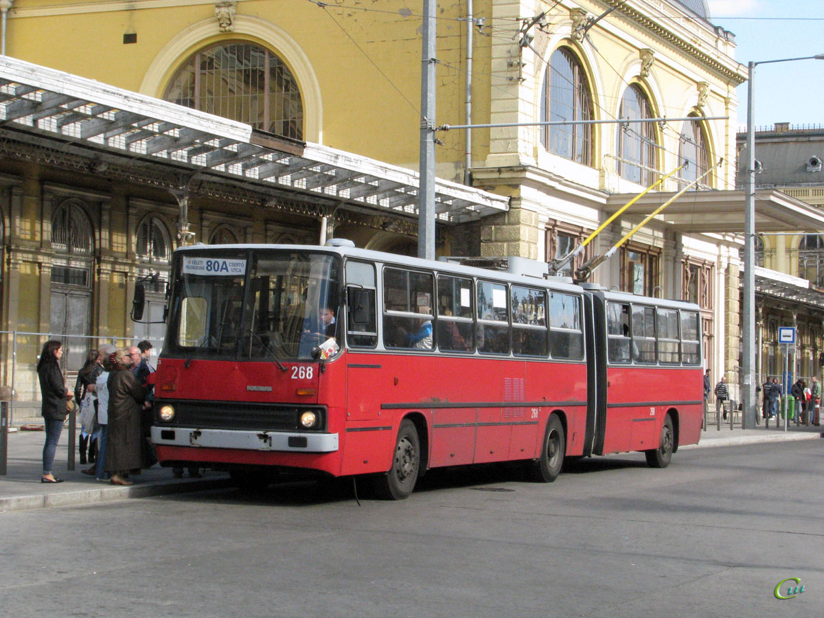 Будапешт. Ikarus 280.94 №268
