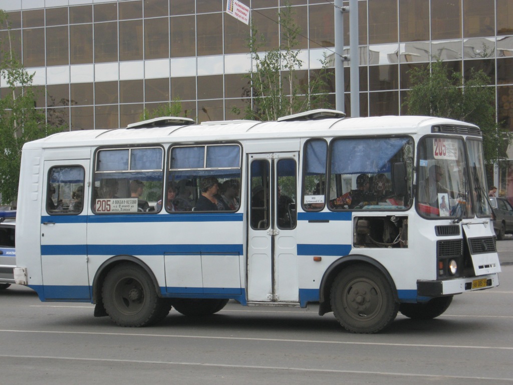 Курган. ПАЗ-3205-110 ав085