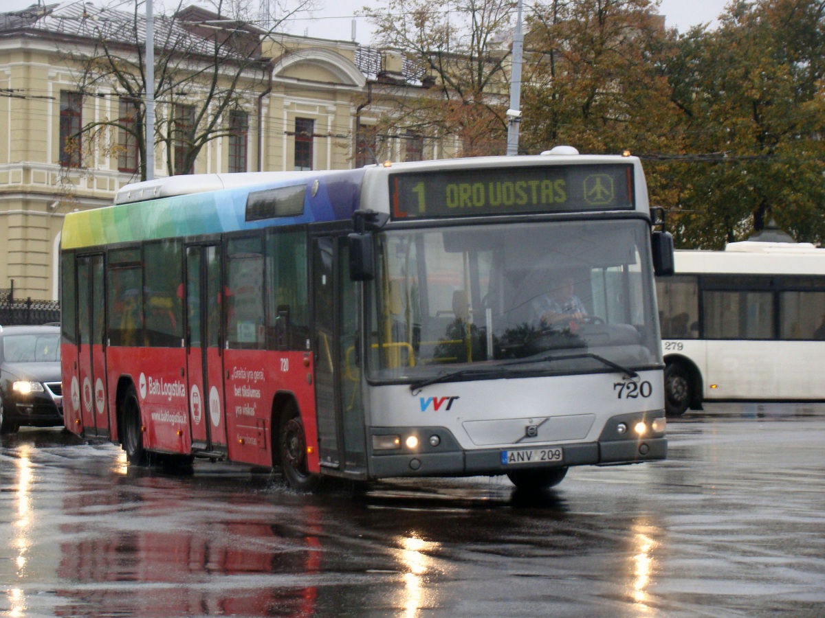 Вильнюс. Volvo 7700 ANV 209