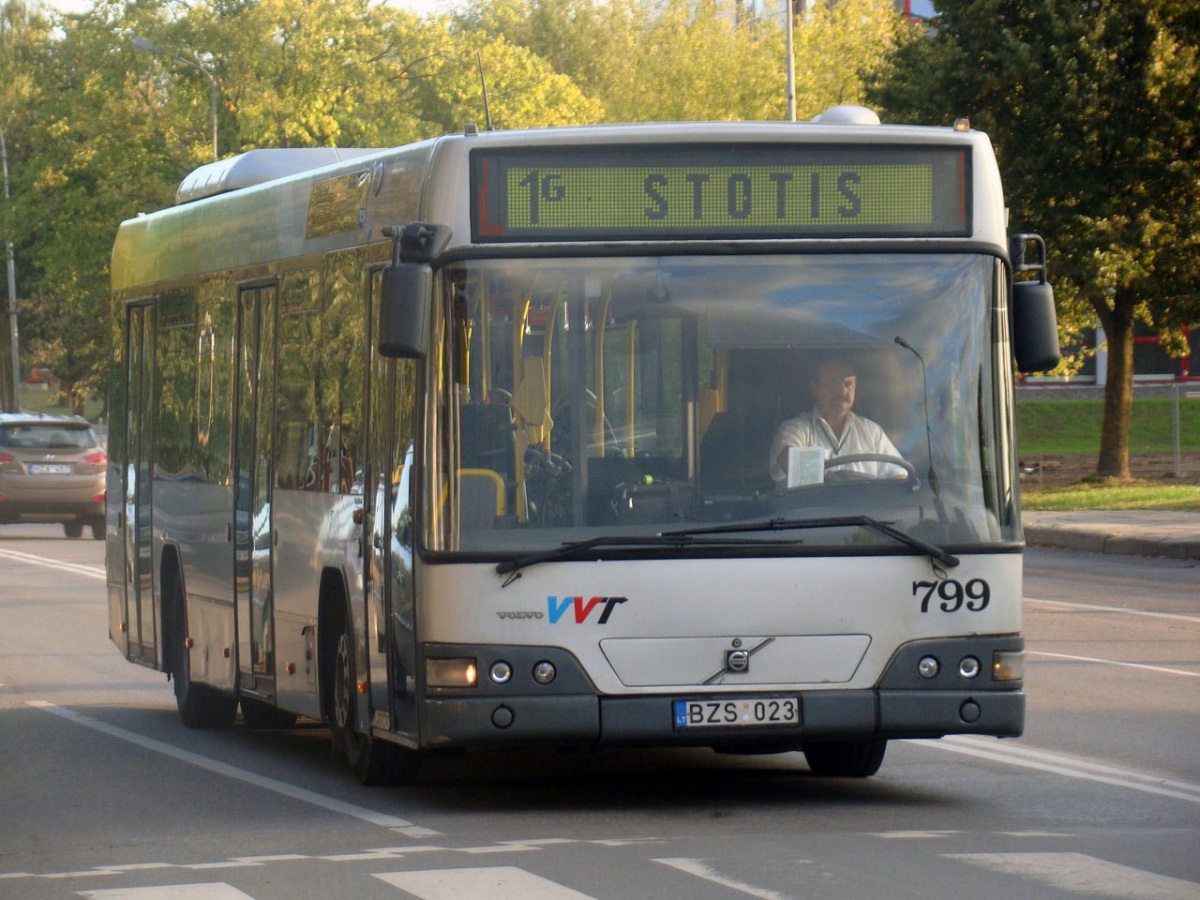Вильнюс. Volvo 7700 BZS 023