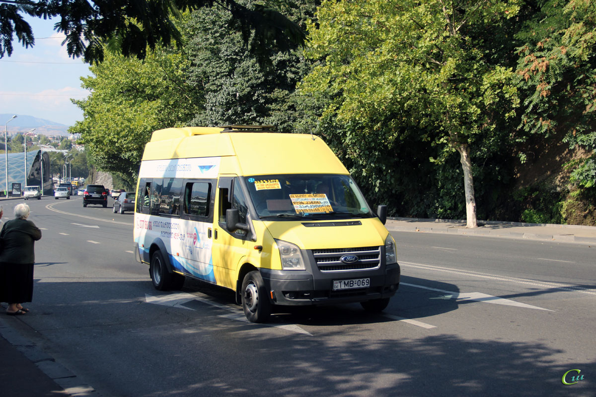 Тбилиси. Avestark (Ford Transit) TMB-069