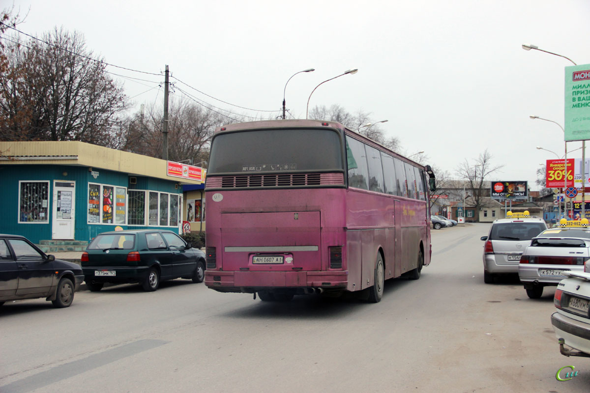 Автобус таганрог куйбышева. Автобус Таганрог Торез. Автовокзал Таганрог. Автобусная Таганрог Таганрог. Автобус Таганрог Таганрог.