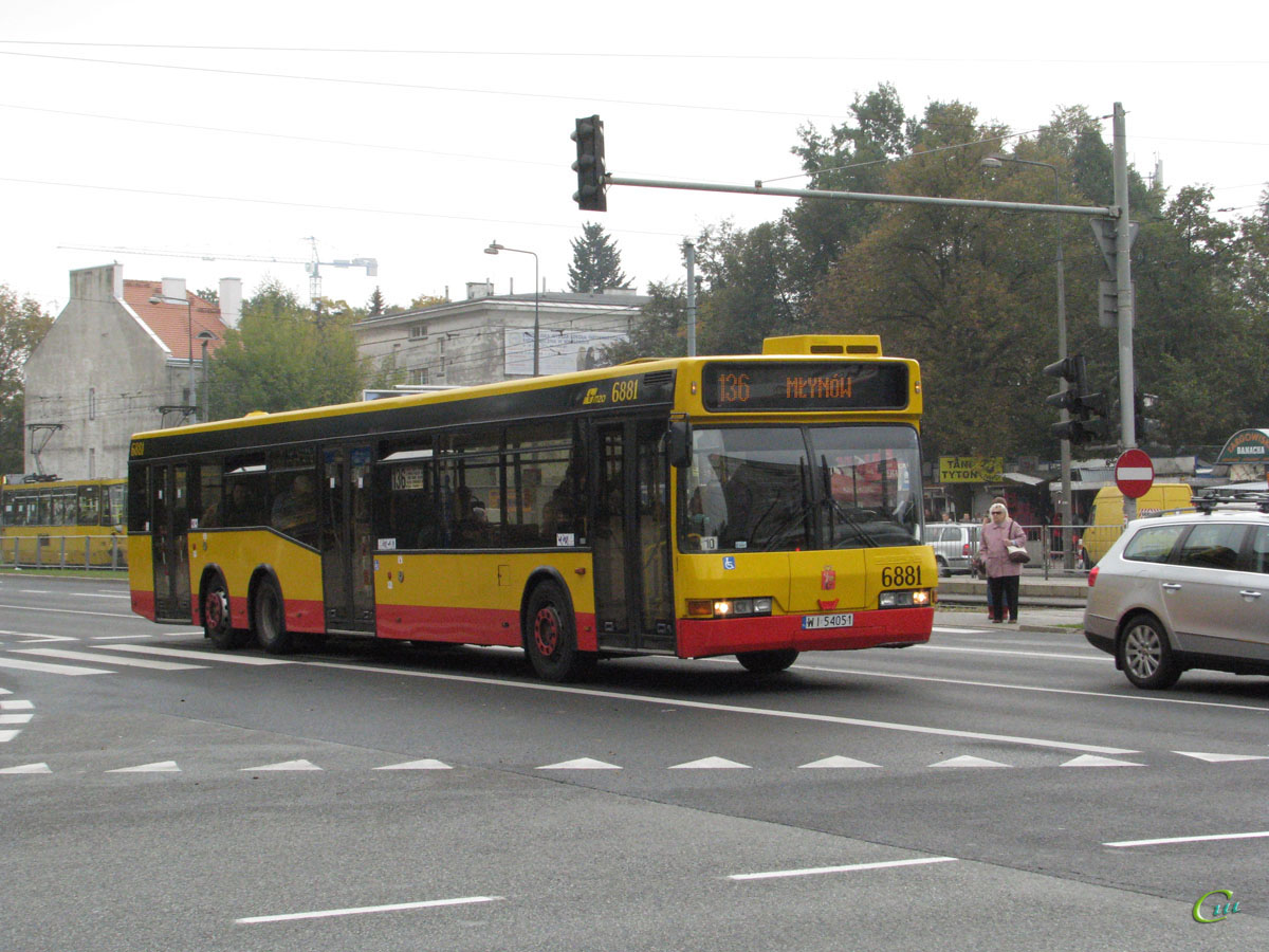 Варшава. Neoplan N4020 WI 54051