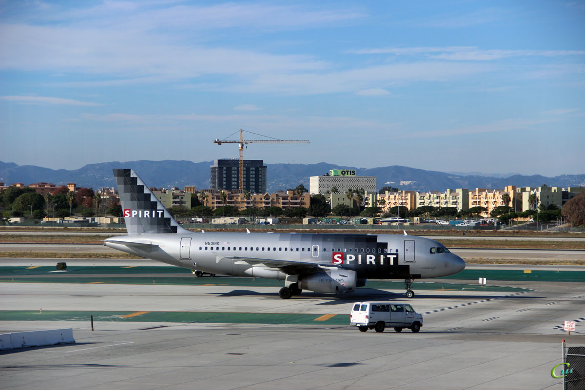 Лос-Анджелес. Самолет Airbus A319 (N531NK) авиакомпании Spirit Airlines