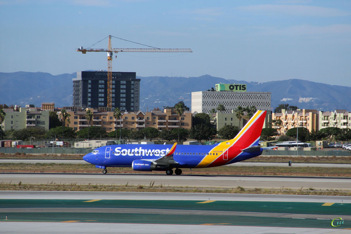 Лос-Анджелес. Самолет Boeing 737 (N355SW) авиакомпании Southwest Airlines