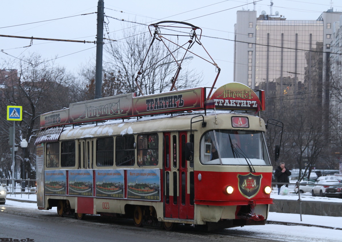 Москва. Tatra T3SU №0123