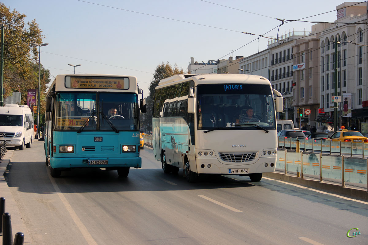 Стамбул. BMC Belde 34 BD 6050, Isuzu Turquoise 34 BF 3654