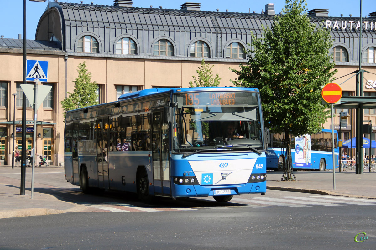Хельсинки. Volvo 8700LE XUO-335