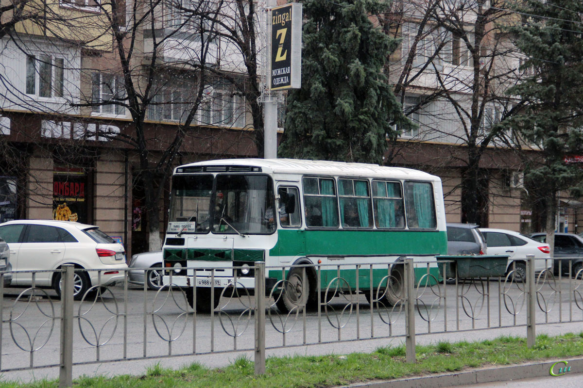 Автобус на черкесск сегодня. Автобус Черкесск. Автовокзал Черкесск. Черкесск общественный транспорт. Автобус 7 в Черкесске.