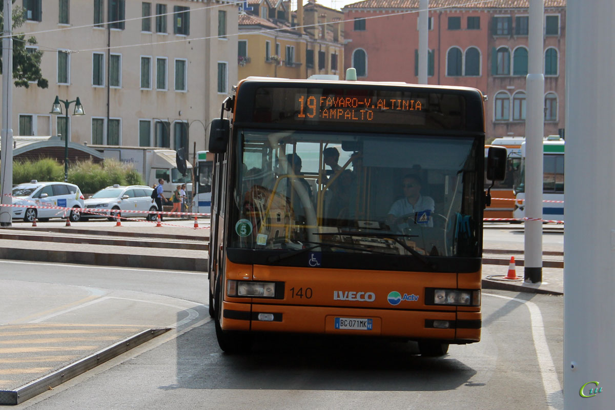 Венеция. IVECO CityClass BG 071MK
