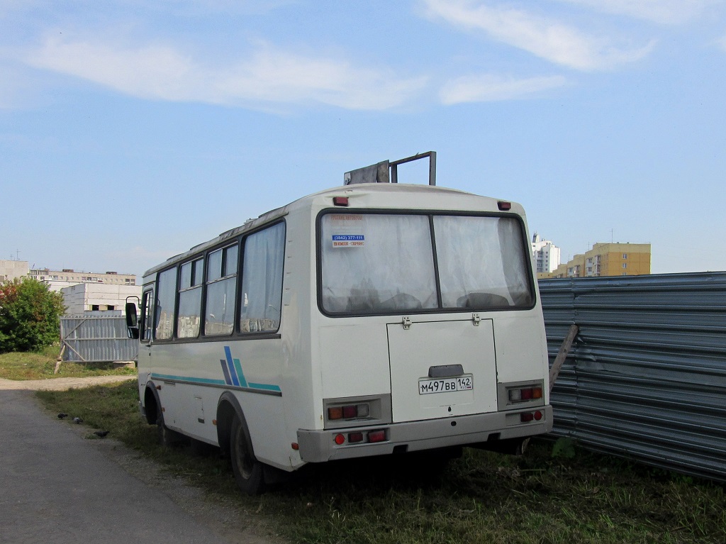 Новокузнецк. ПАЗ-32053 м497вв