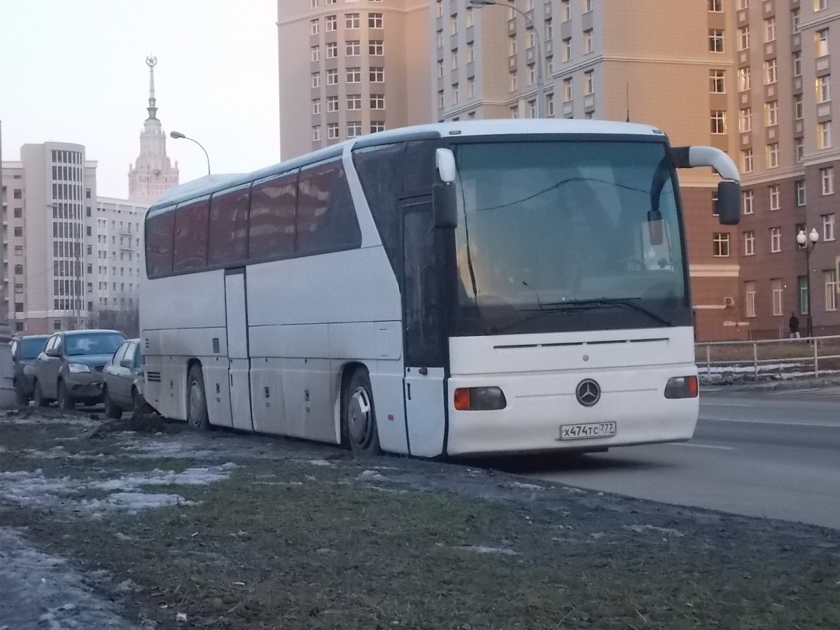 Москва. Mercedes-Benz O403RHD х474тс