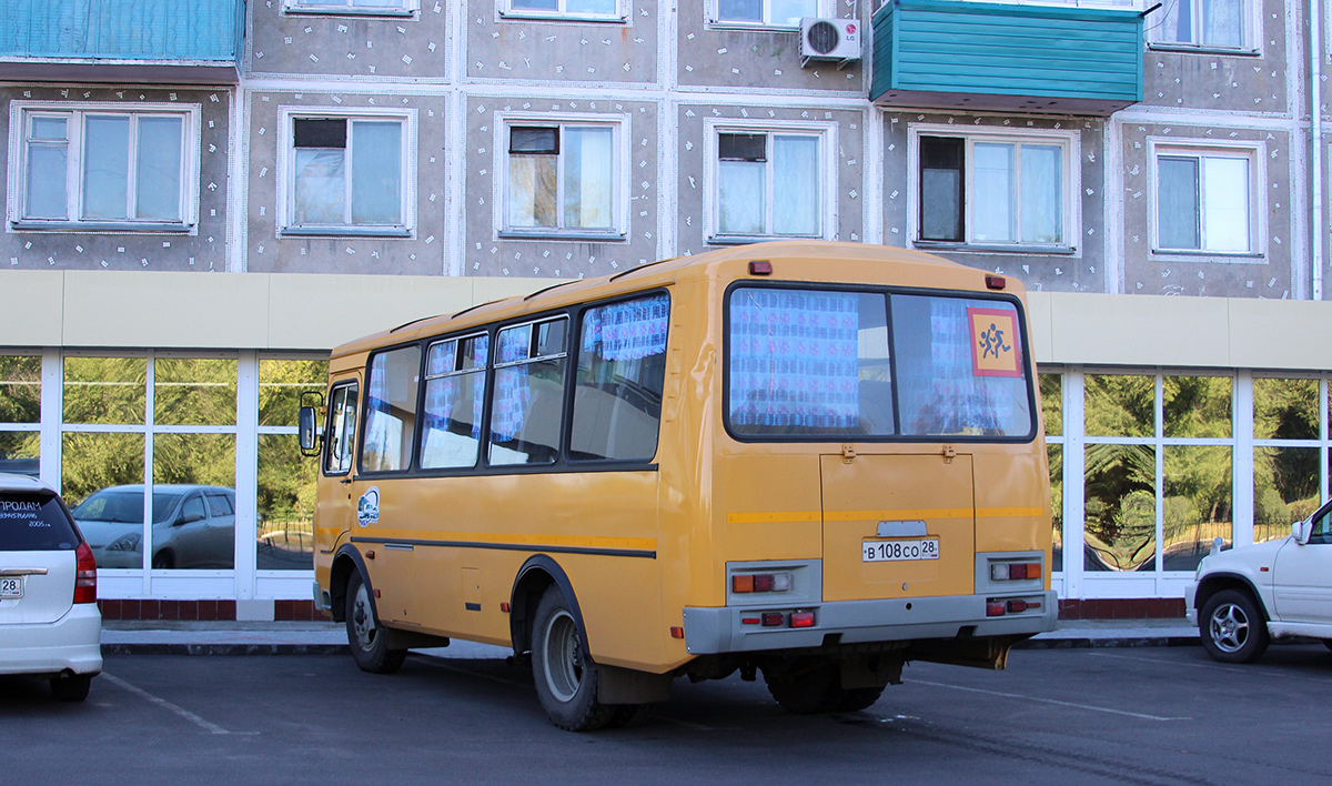 Белогорск. ПАЗ-32053-70 в108со