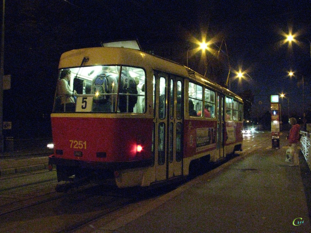 Прага. Tatra T3SUCS №7251