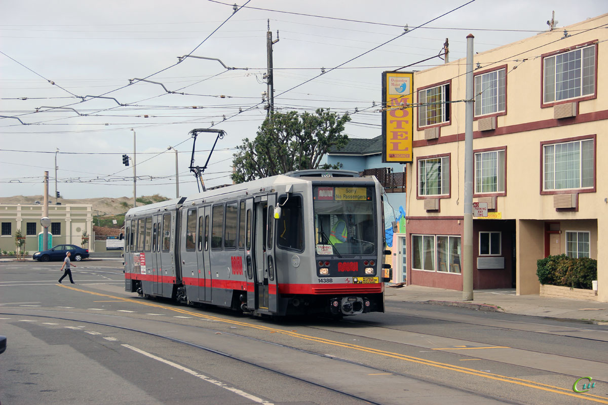 Сан-Франциско. Breda LRV №1438