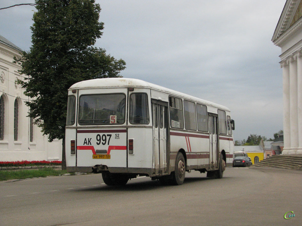 Арзамас. ЛиАЗ-677М ак997