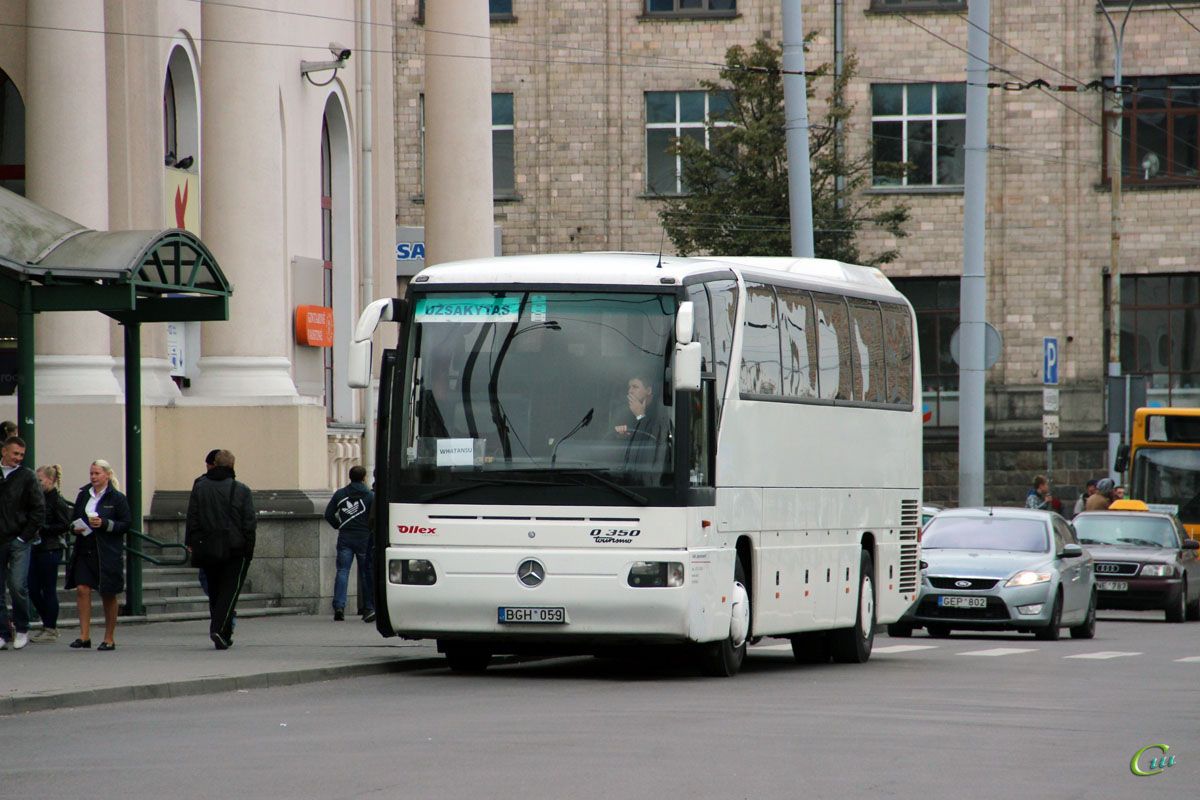 Вильнюс. Mercedes-Benz O350 Tourismo BGH 059