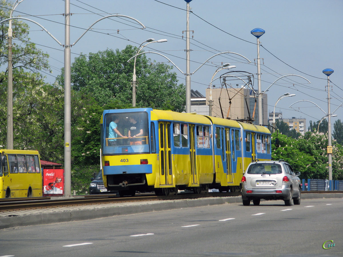 Киев. Tatra KT3 №403