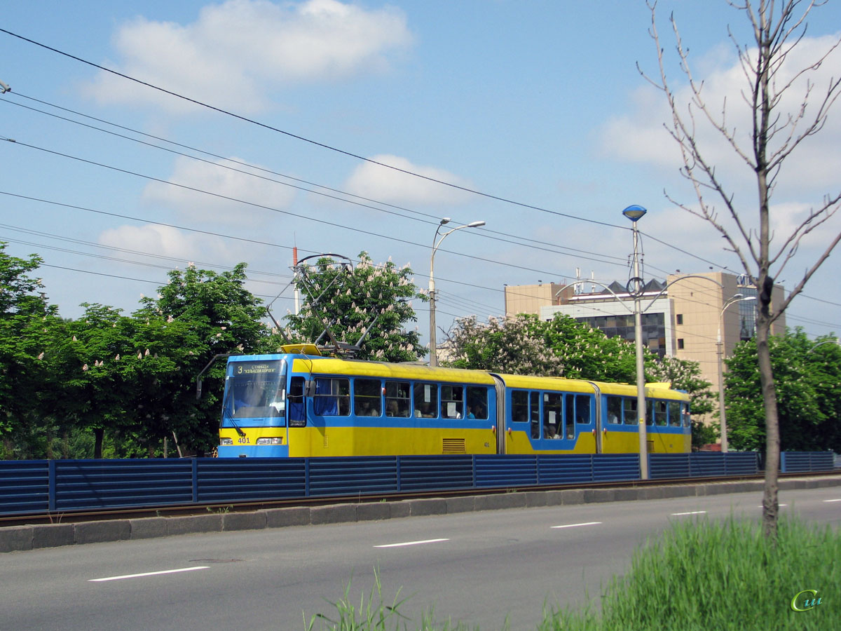 Киев. Tatra KT3 №401