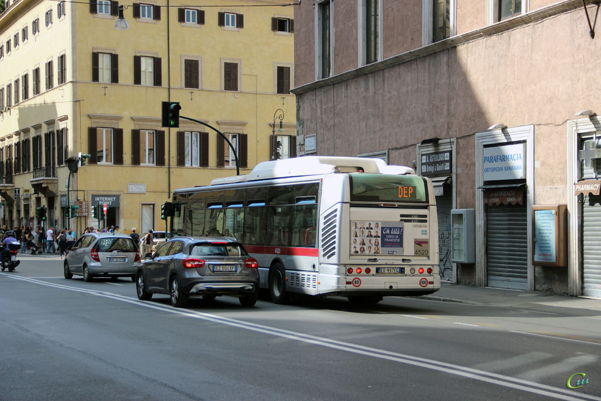 Рим. Irisbus Citelis 12M CNG ED 997EG
