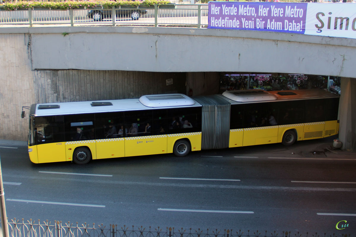 Стамбул. BredaMenarinibus Avancity+ S 34 TP 8796