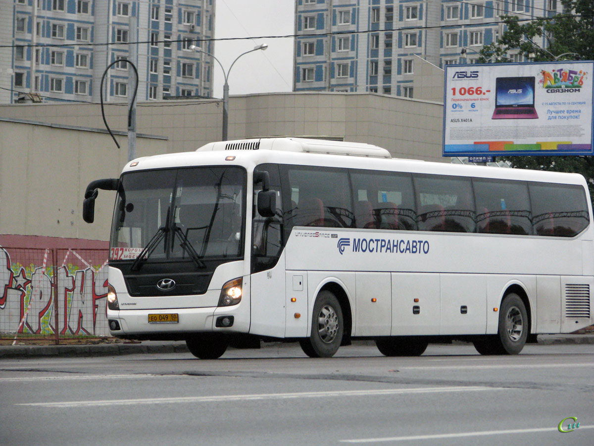 Москва. Hyundai Universe Space Luxury ео049